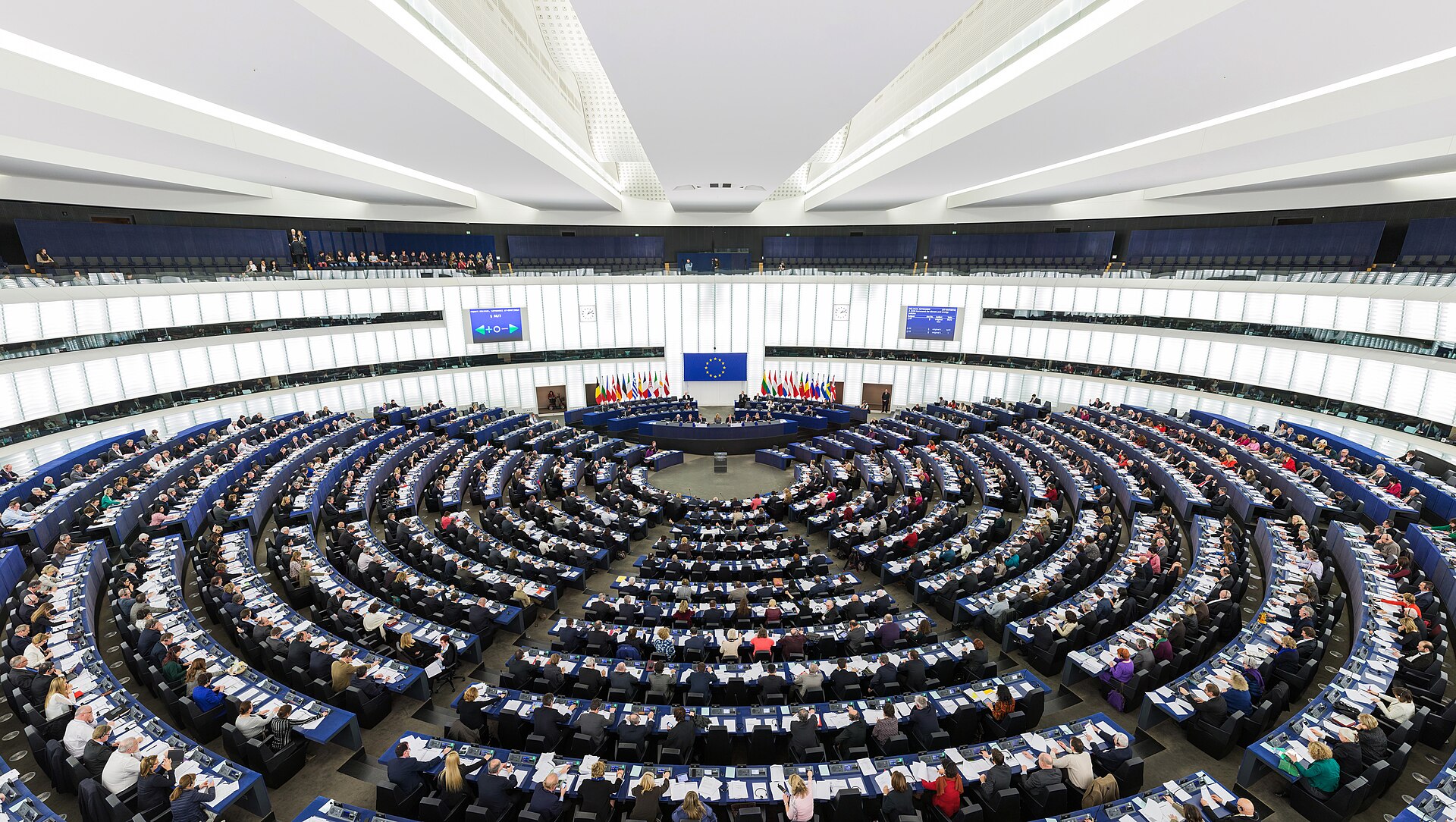 Hemiciclo del Parlamento Europeo en Estrasburgo durante una sesión plenaria